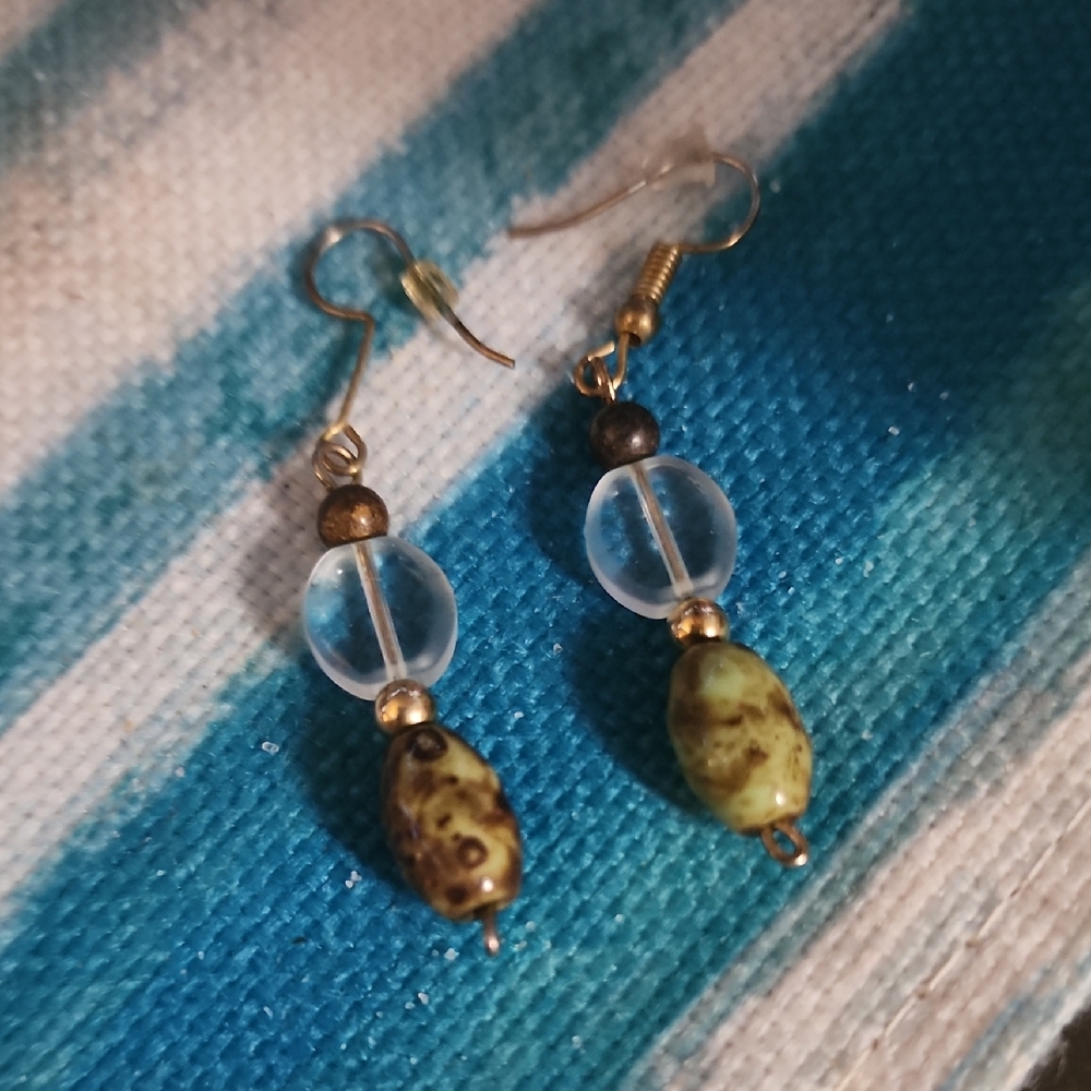 Elegant Gold and Green Beaded Earrings